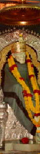 Shirdi Sai Samadhi Statue