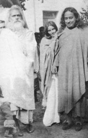 Anandamayi Ma with Yogananda and Bholanath